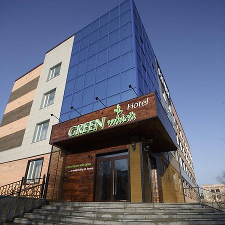 Green Which Hotel Petropavl Exterior foto